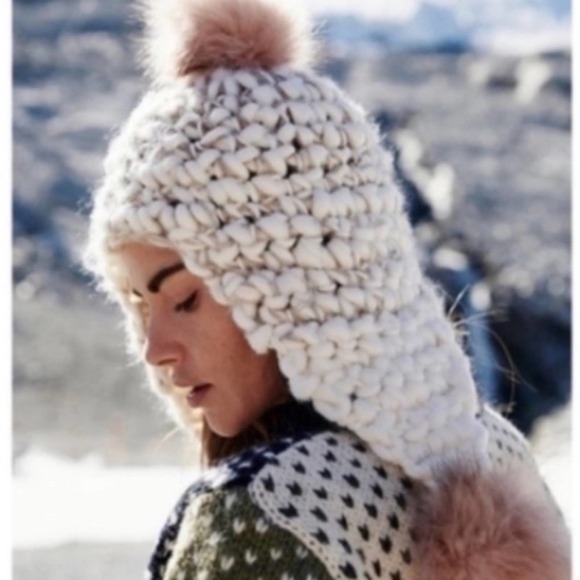 NWT Free People Snow Castle Trapper Pom Hat Ivory - Picture 6 of 6